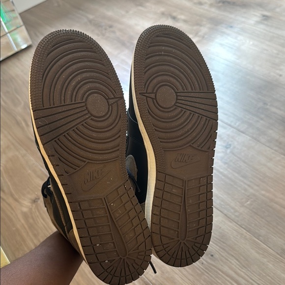 Nike Air Men's Black and Gray Sneakers - Picture 5 of 6